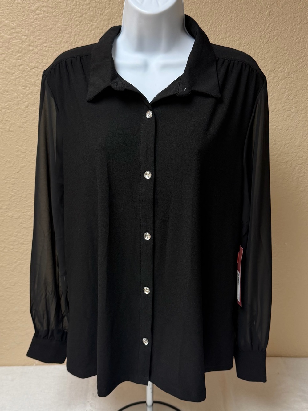 4/$20 Love Scarlett Elegant Black Button-Front Women’s Blouse